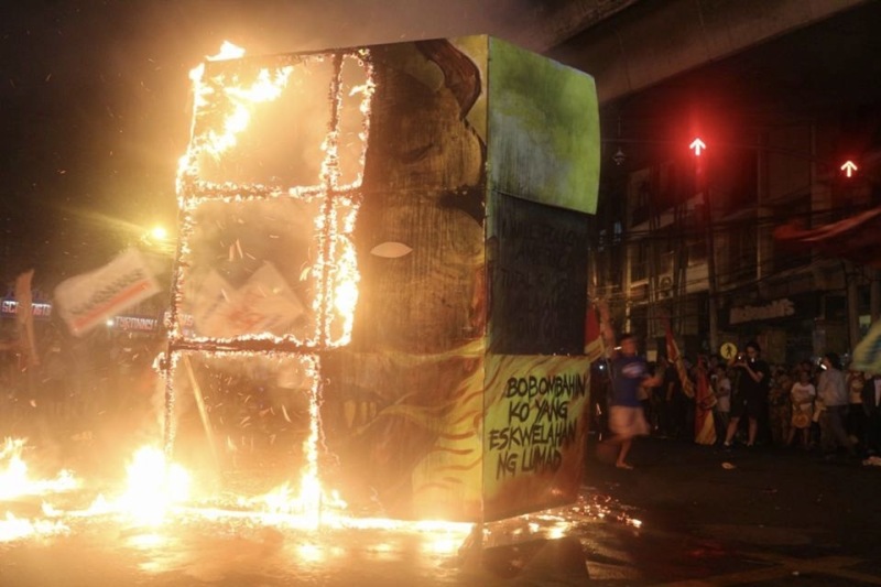 Protests on Mendiola Street in central Manila — photo credit Santo Niña